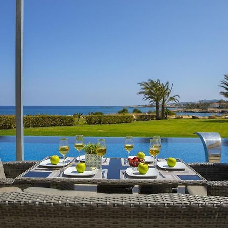 Protaras Seafront Villa Infinte Aretousa Buitenkant foto