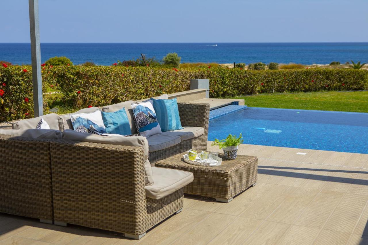 Protaras Seafront Villa Infinte Aretousa Buitenkant foto